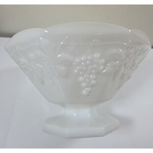 Vintage Anchor Hocking White Milk Glass‎ Grape Pattern Footed Fruit Bowl